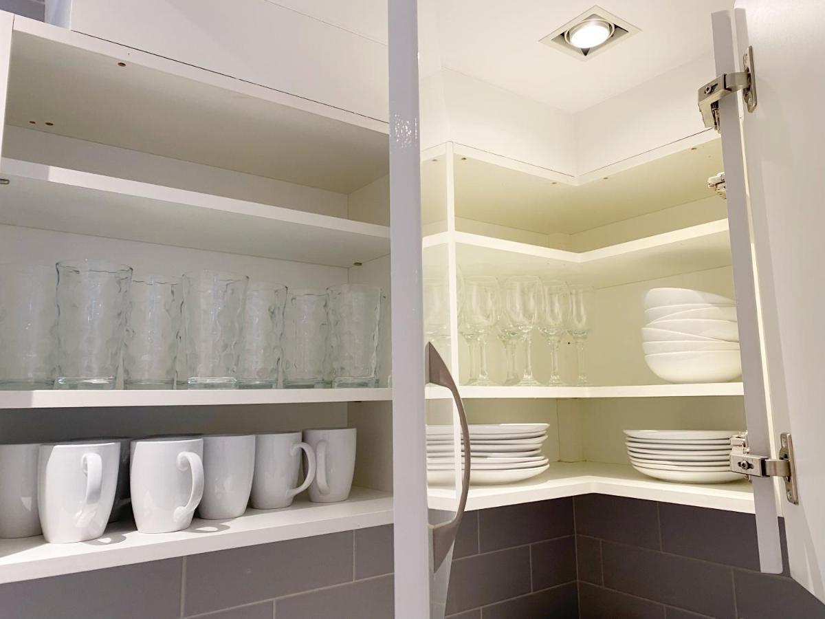 Chic 3 Bedroom Flat With Private Terrace In Holloway Near Finsbury Park Лондон Екстериор снимка